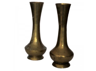                                                                                                Oferta 2 Vase din alama, inaltime 15 cm